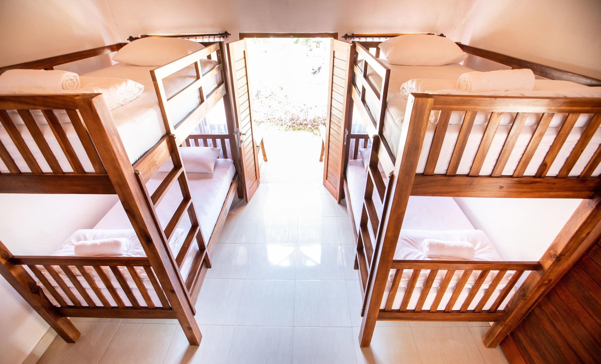 Nuansa Penida Hostel Toyapakeh Εξωτερικό φωτογραφία